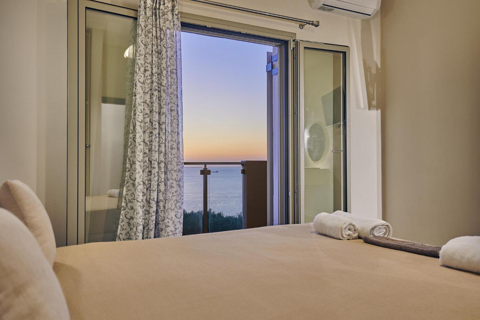 Pelagaki Sunrise Apartments Orthoniai Exterior photo