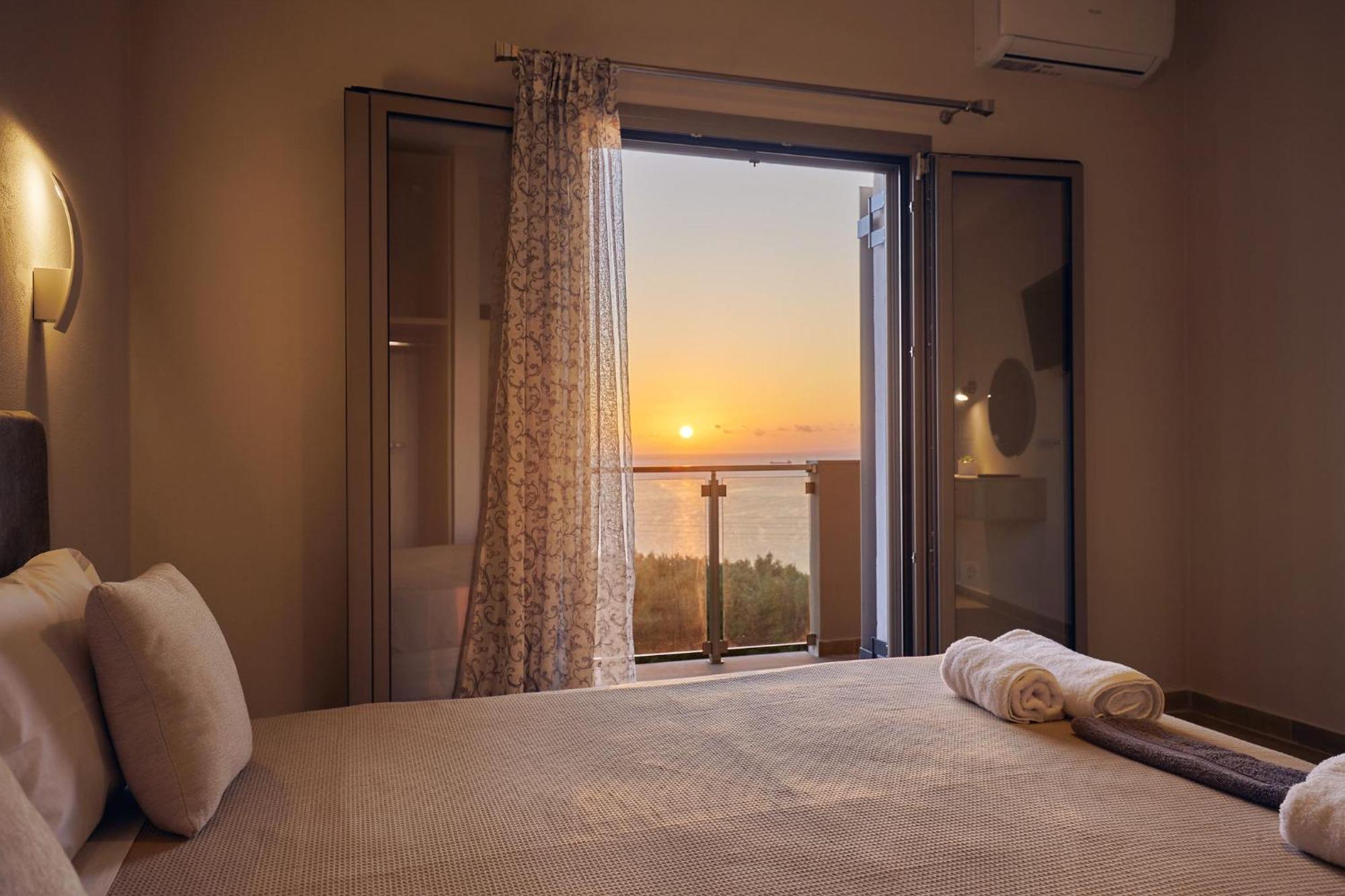 Pelagaki Sunrise Apartments Orthoniai Exterior photo